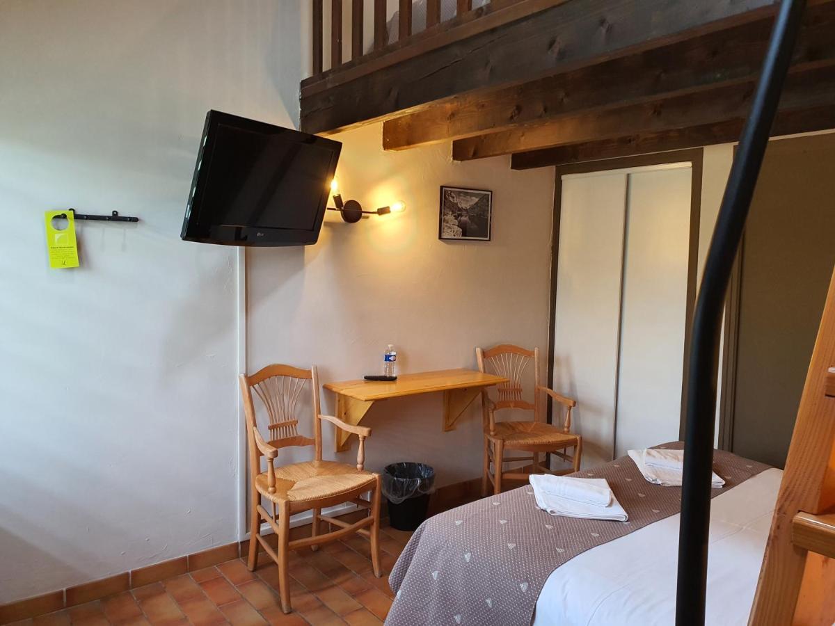 Logis Hotel Restaurant L'Escarbille แซ็ง-มาร์แต็ง-ดิอาร์เดช ภายนอก รูปภาพ